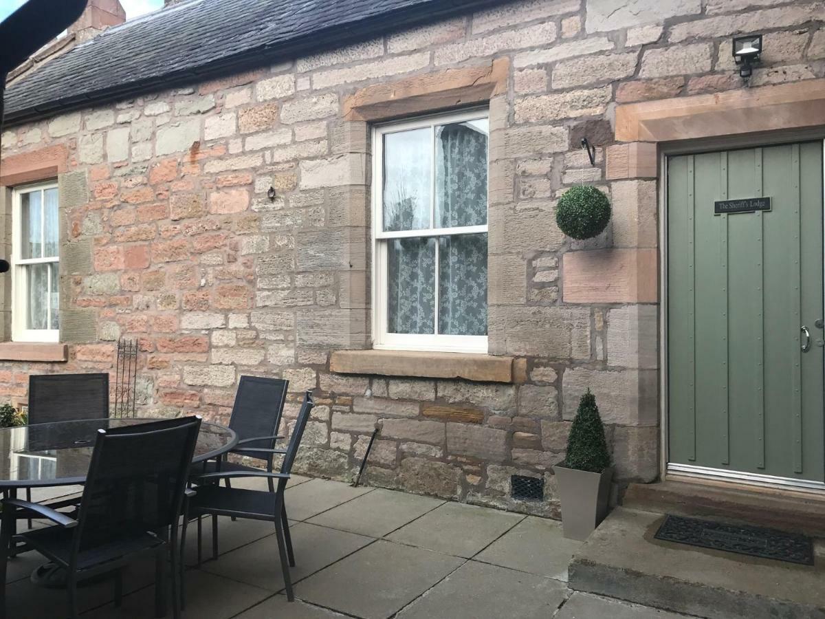 The Sheriffs Lodge Dingwall Exterior photo