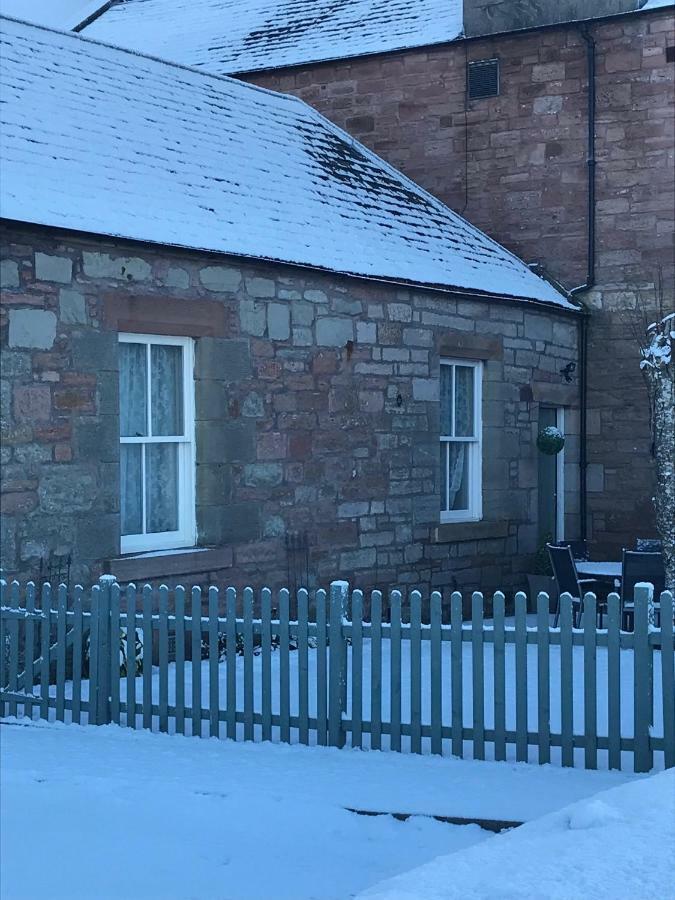 The Sheriffs Lodge Dingwall Exterior photo
